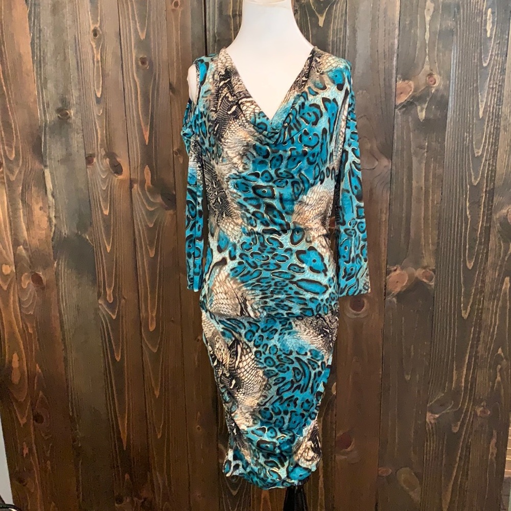 Venus Dress with cut-out shoulders